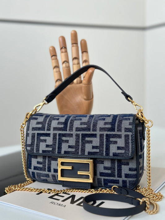 Fendi Baguette Mini