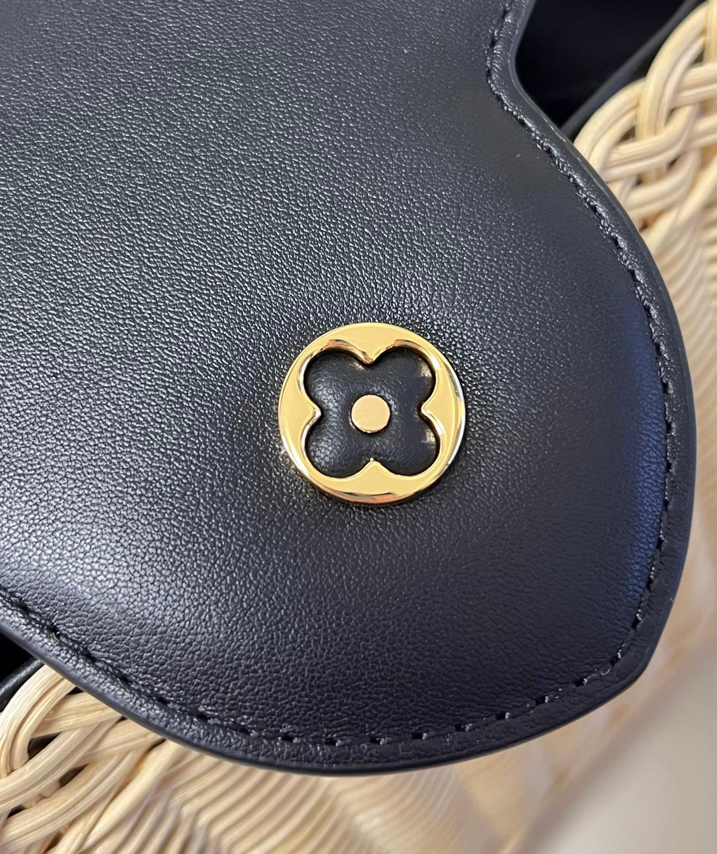 Louis Vuitton Capucines BB