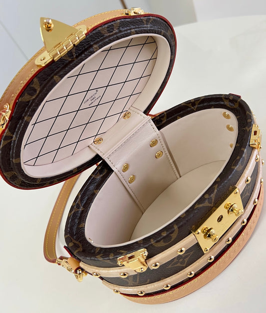 Louis Vuitton Ellis Monogram