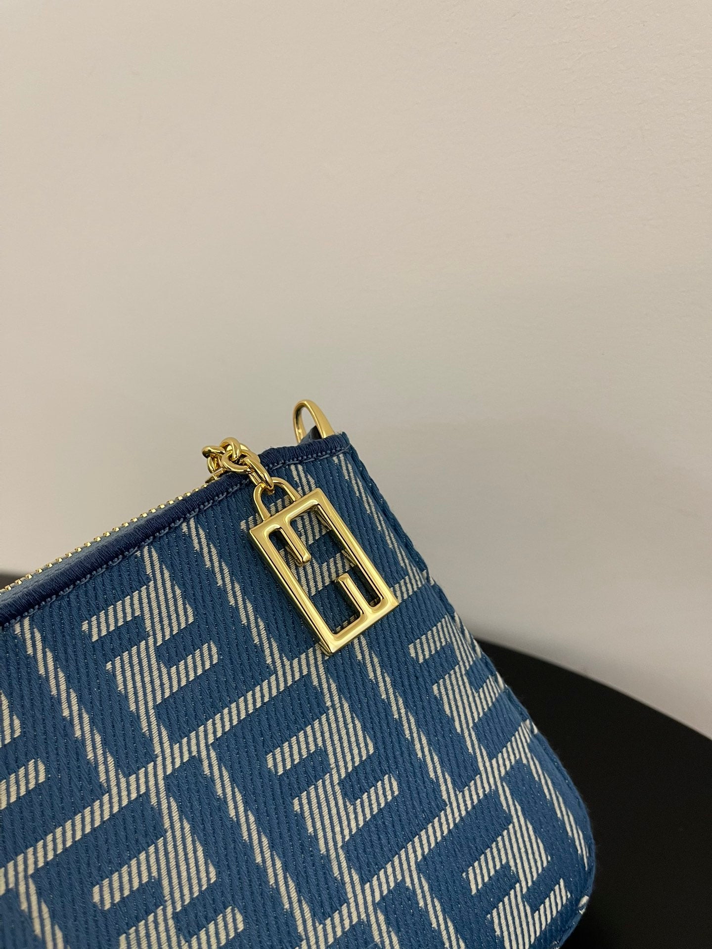 Fendi Pouch Baguette