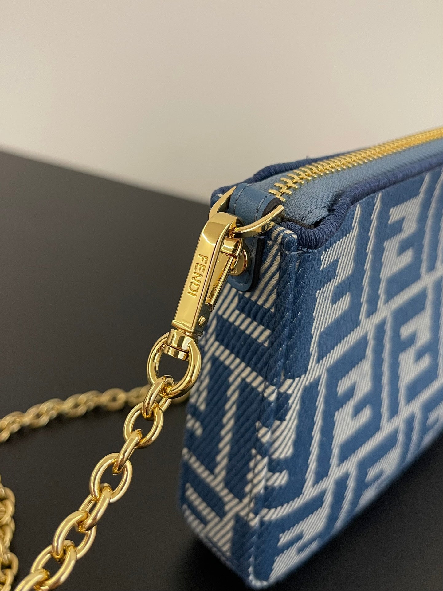 Fendi Pouch Baguette