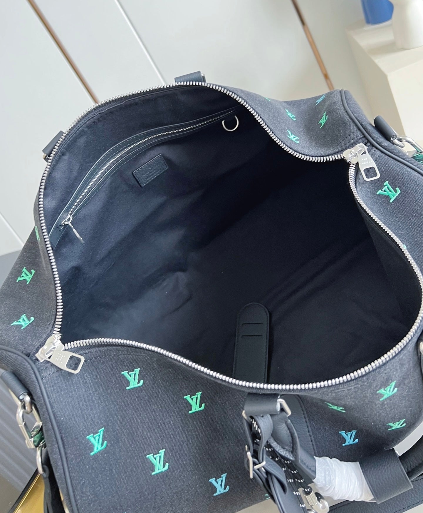 Louis Vuitton Keepall Bandoulière 50