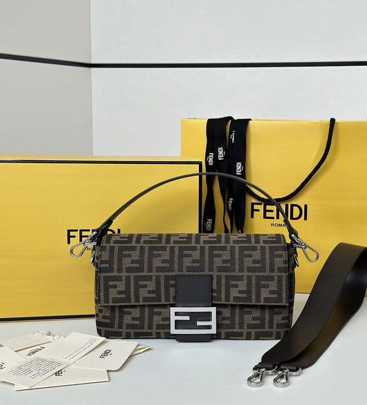 Fendi baguette