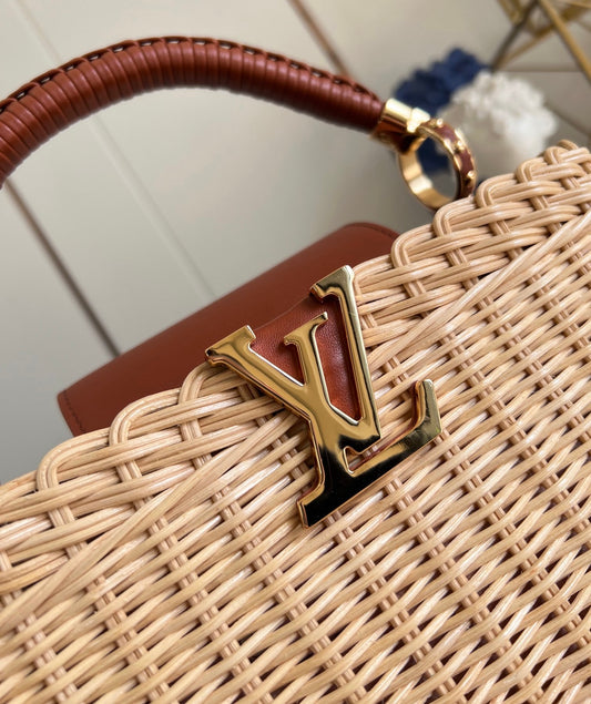 Louis Vuitton Capucines BB