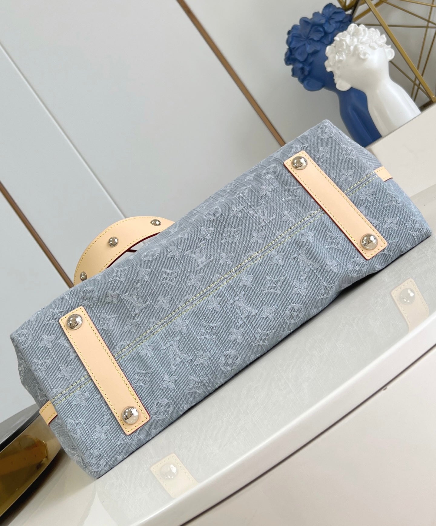 Louis Vuitton CarryAll MM