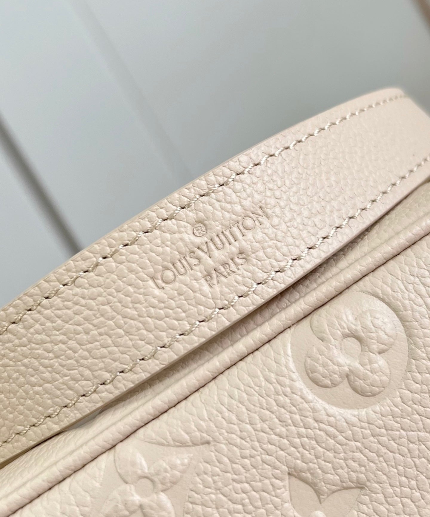 Louis Vuitton Diane