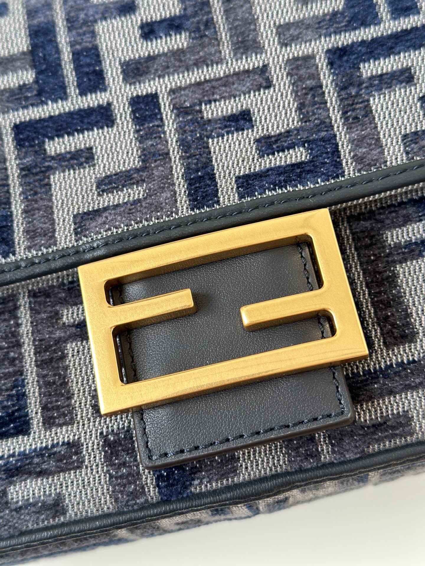 Fendi Baguette