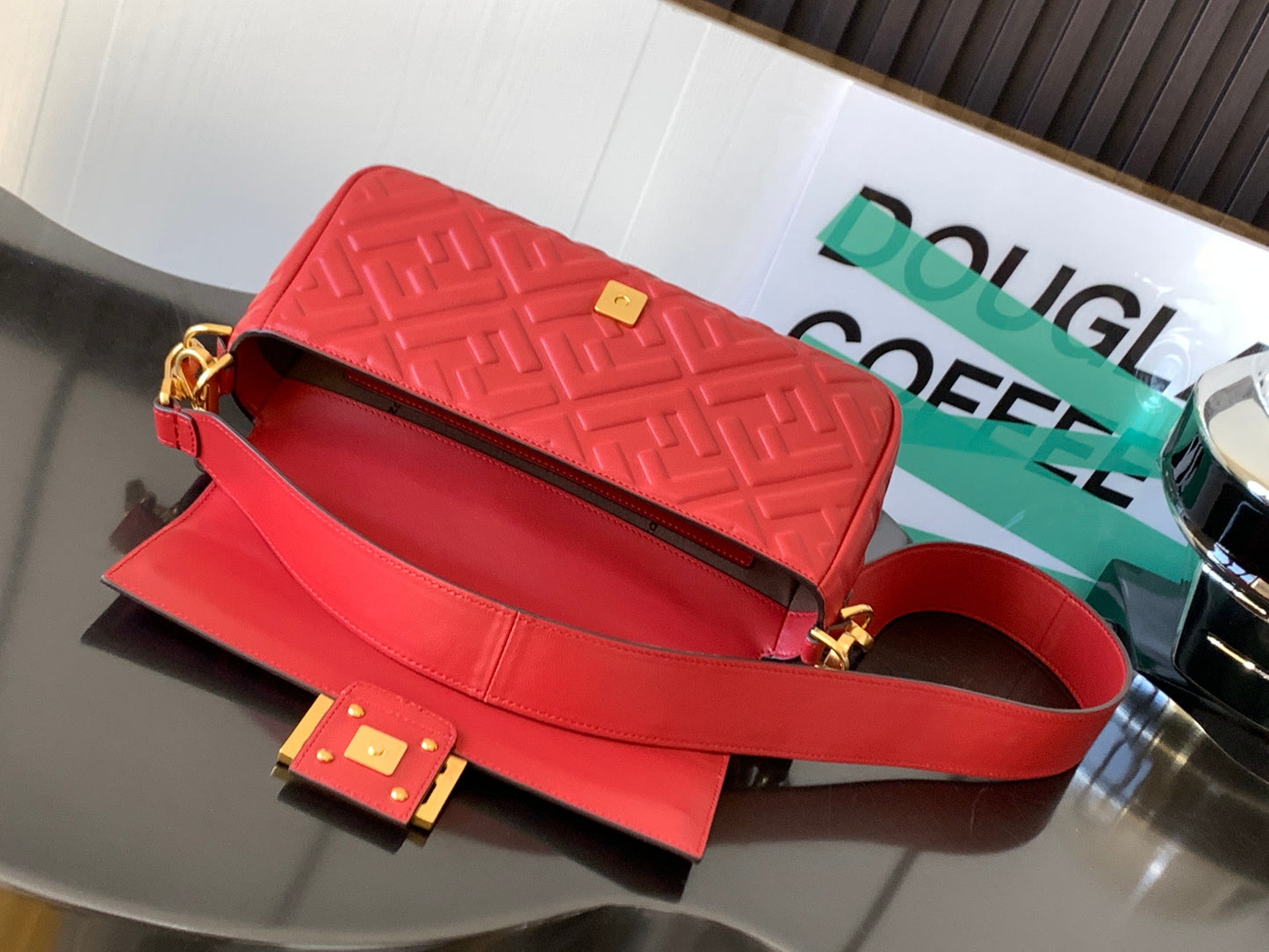 Fendi baguette