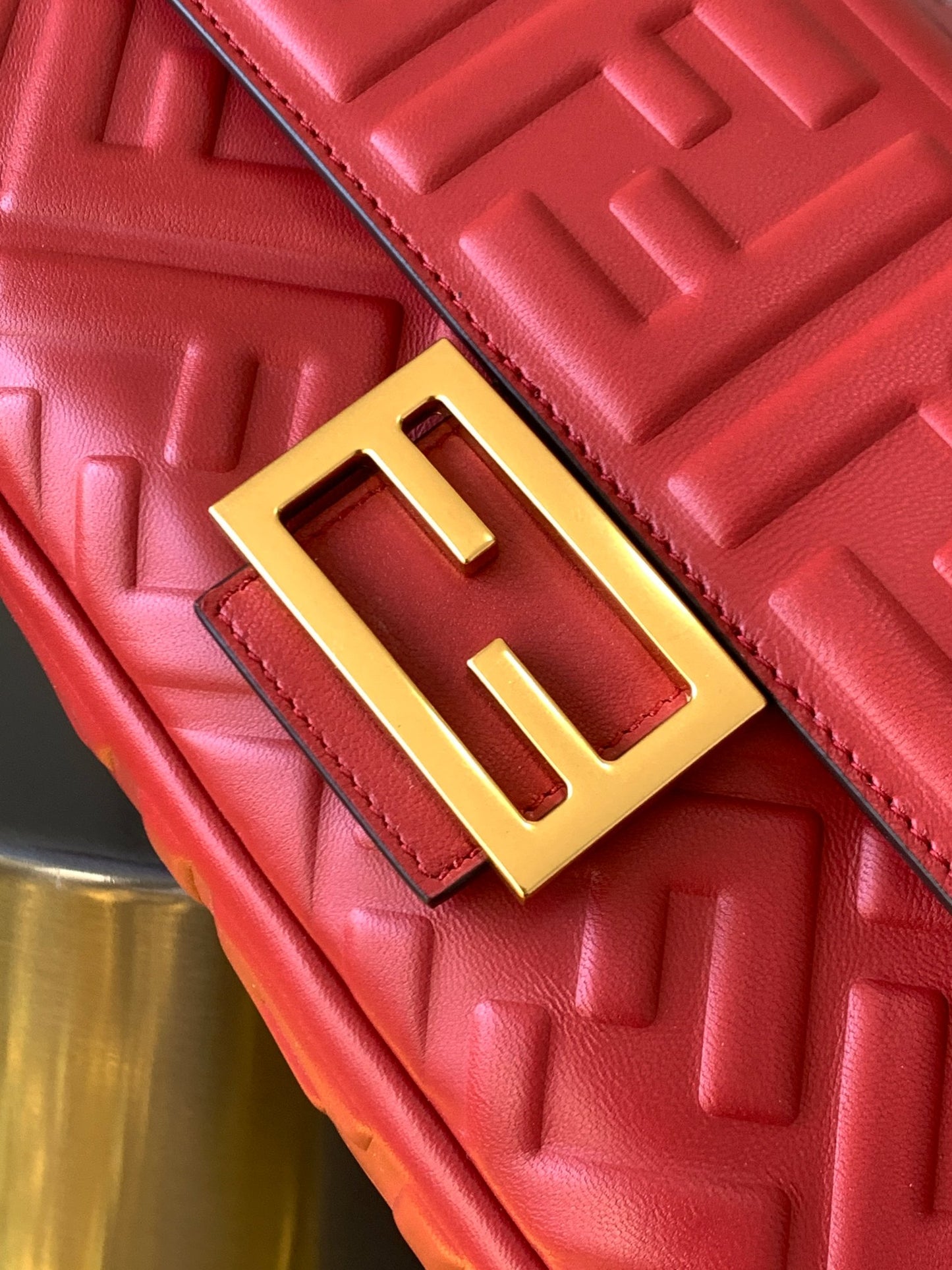 Fendi baguette