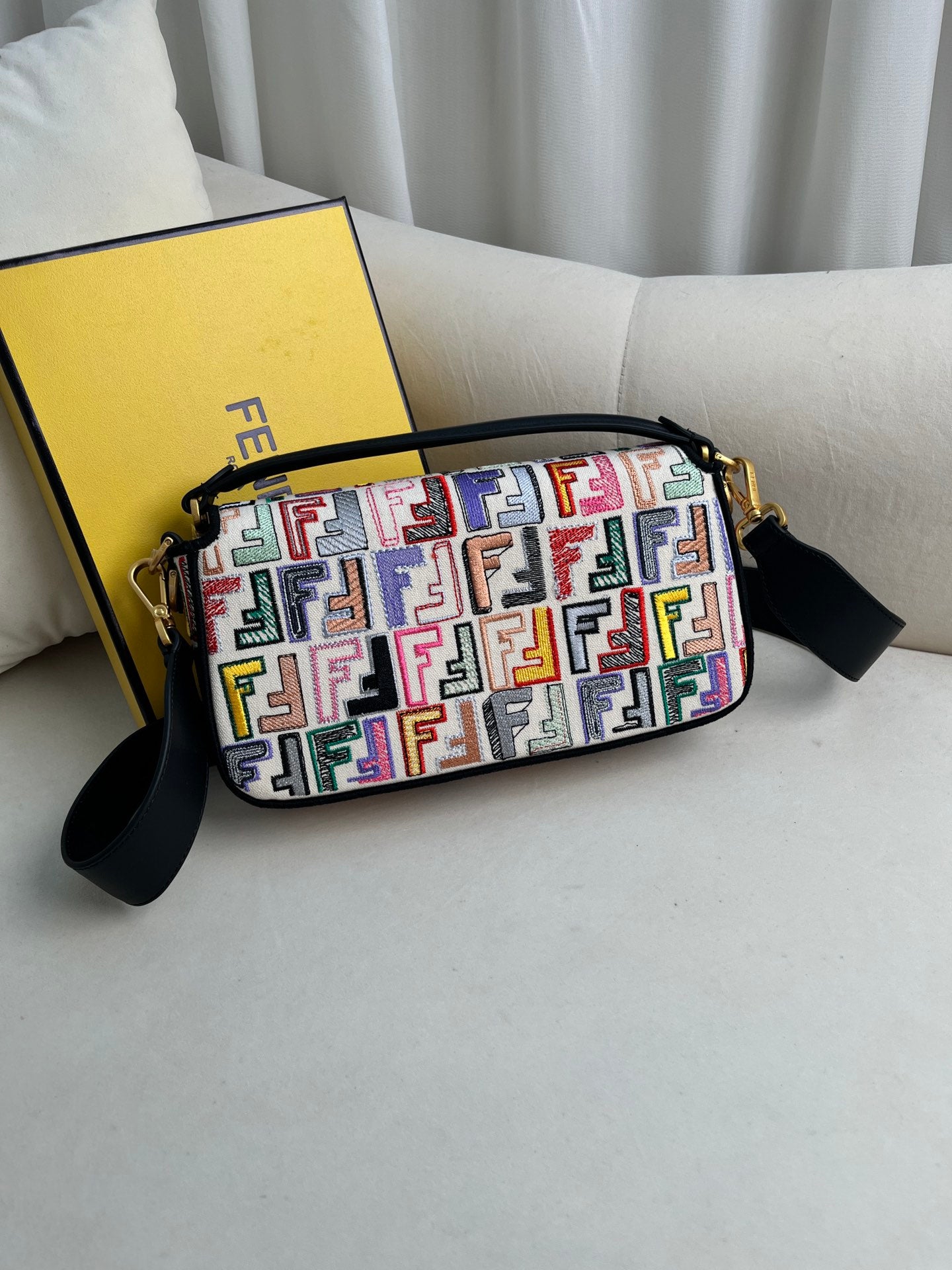 Fendi Baguette