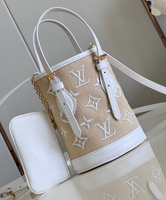 Louis Vuitton nano Bucket
