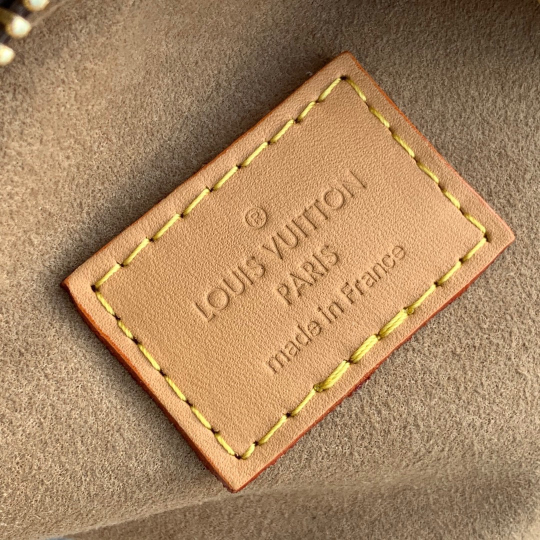 Louis Vuitton Loop