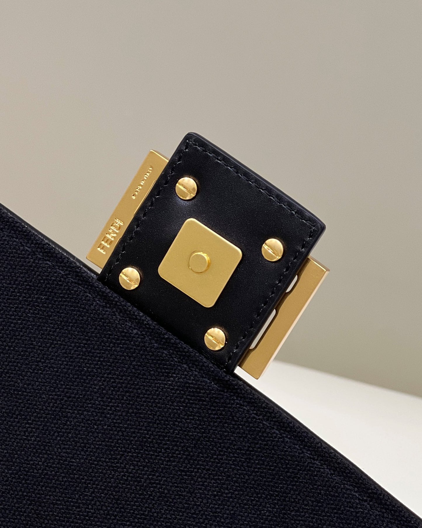 Fendi Baguette