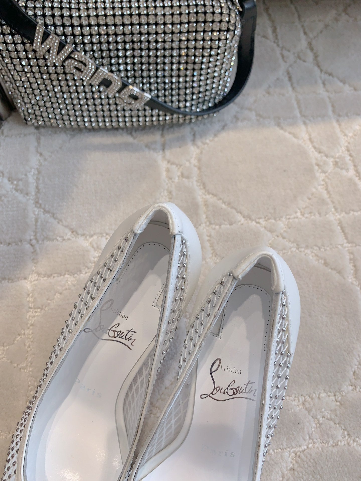 LOUBOUTIN Apostropha