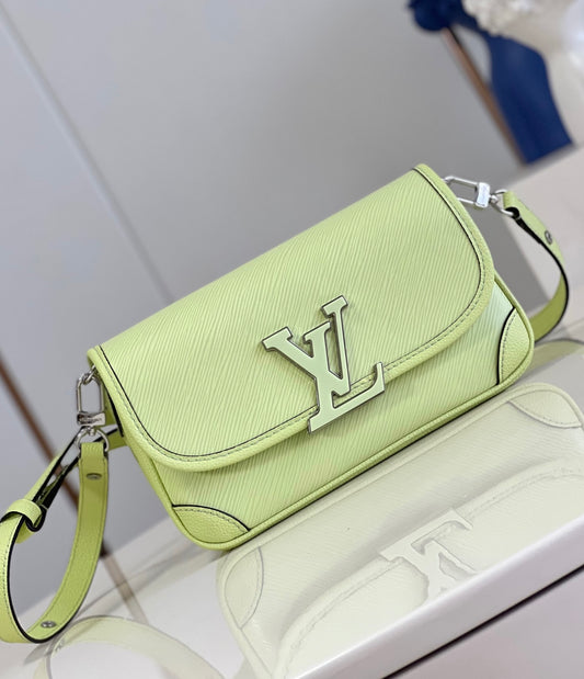 Louis Vuitton Epi Buci