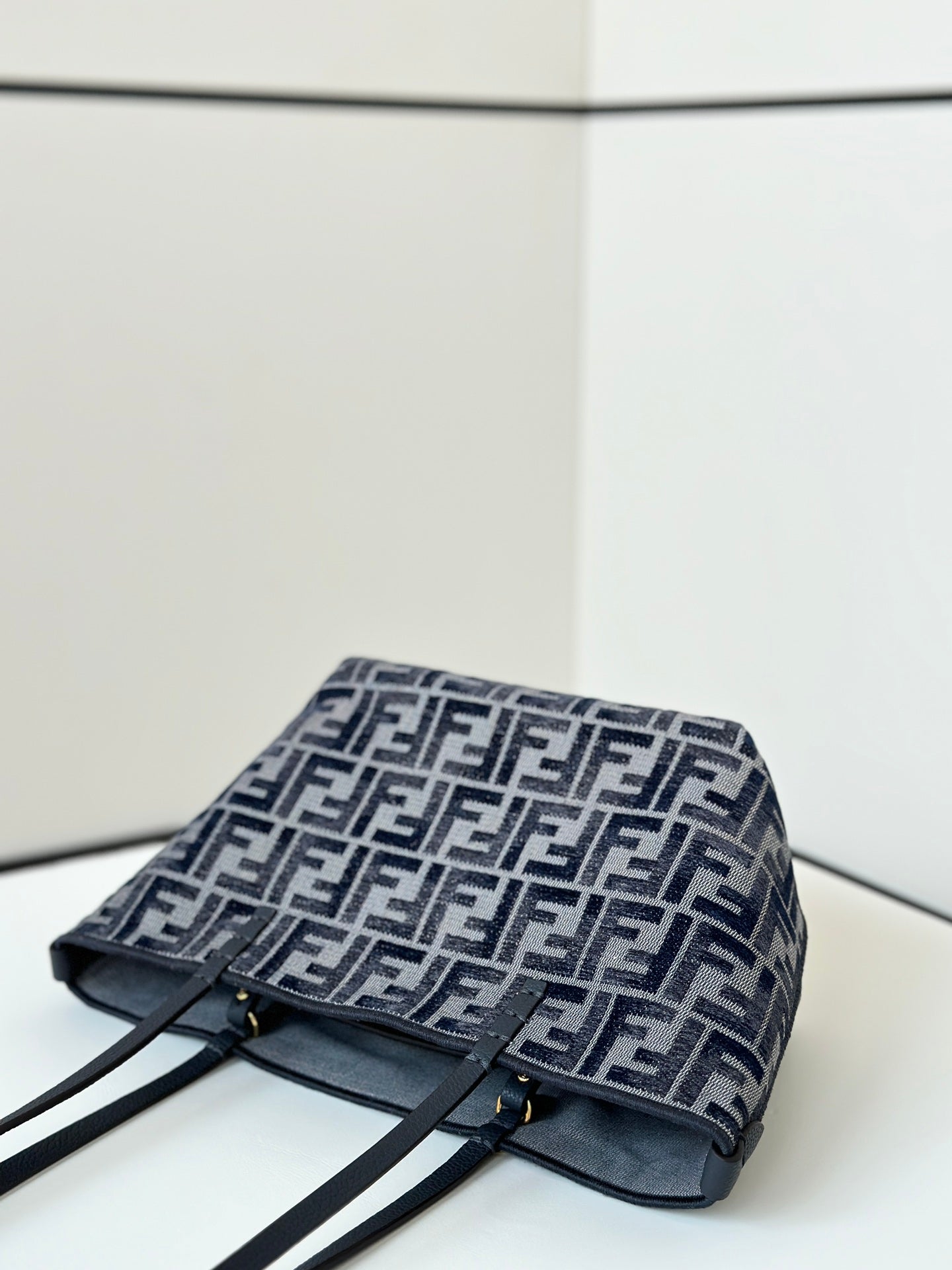 Fendi Tote Roll Large