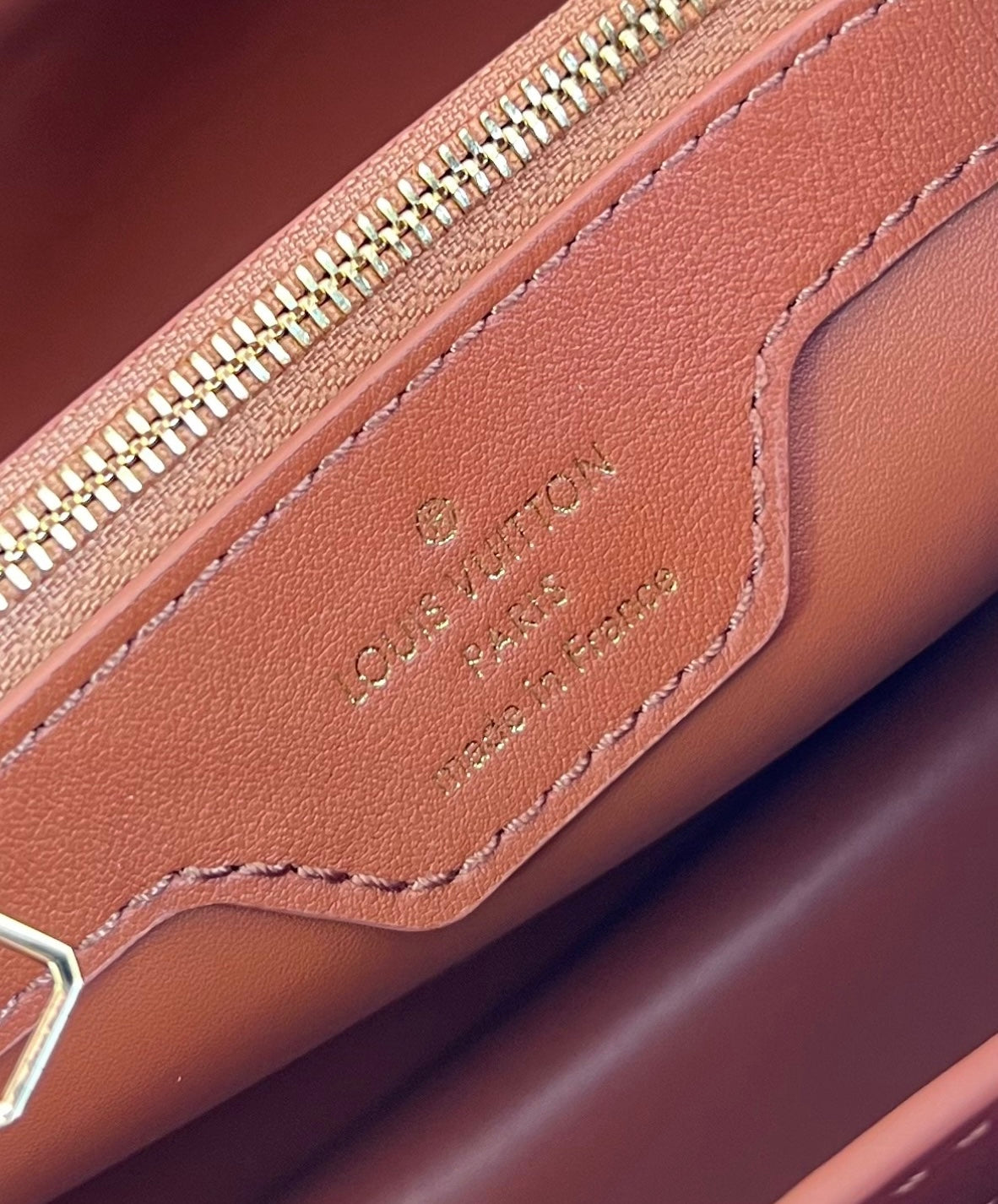 Louis Vuitton Capucines BB