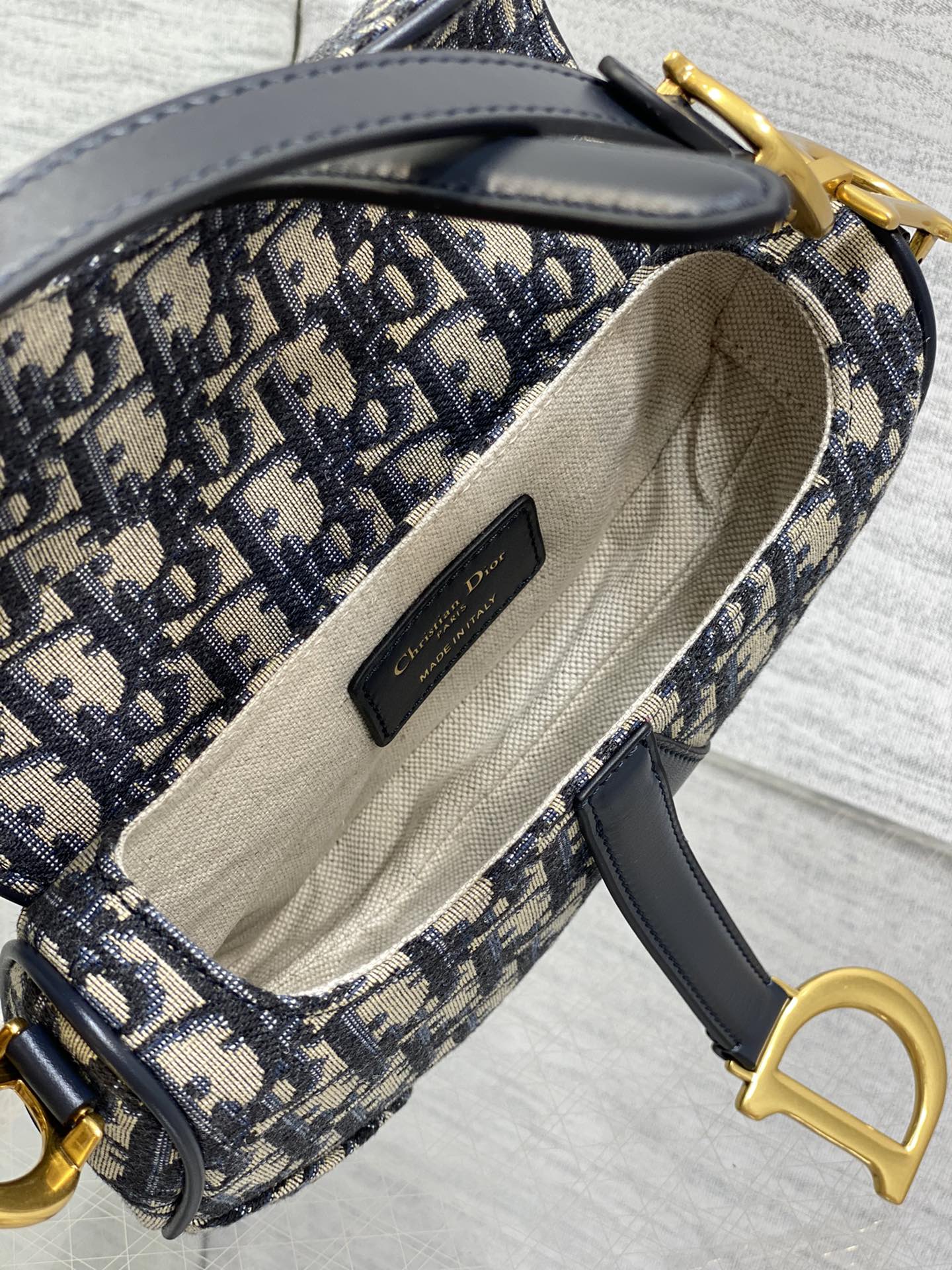 Dior Saddle