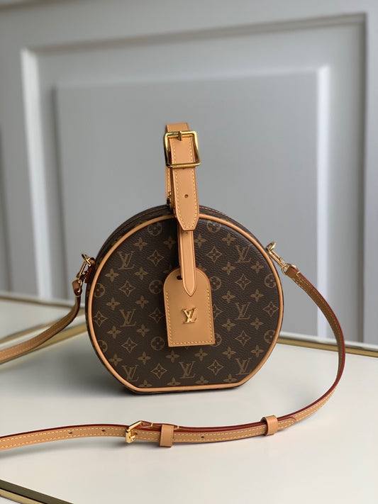 Louis Vuitton Petite Boîte Chapeau