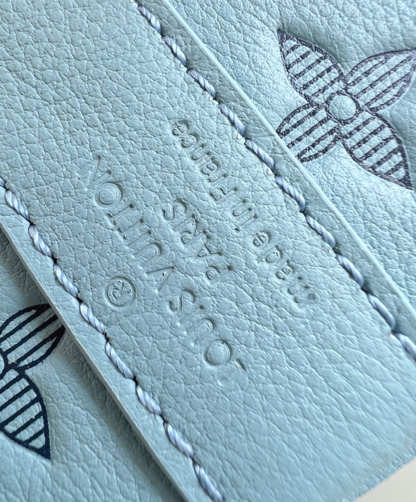 Louis Vuitton Keepall Bandoulière 50