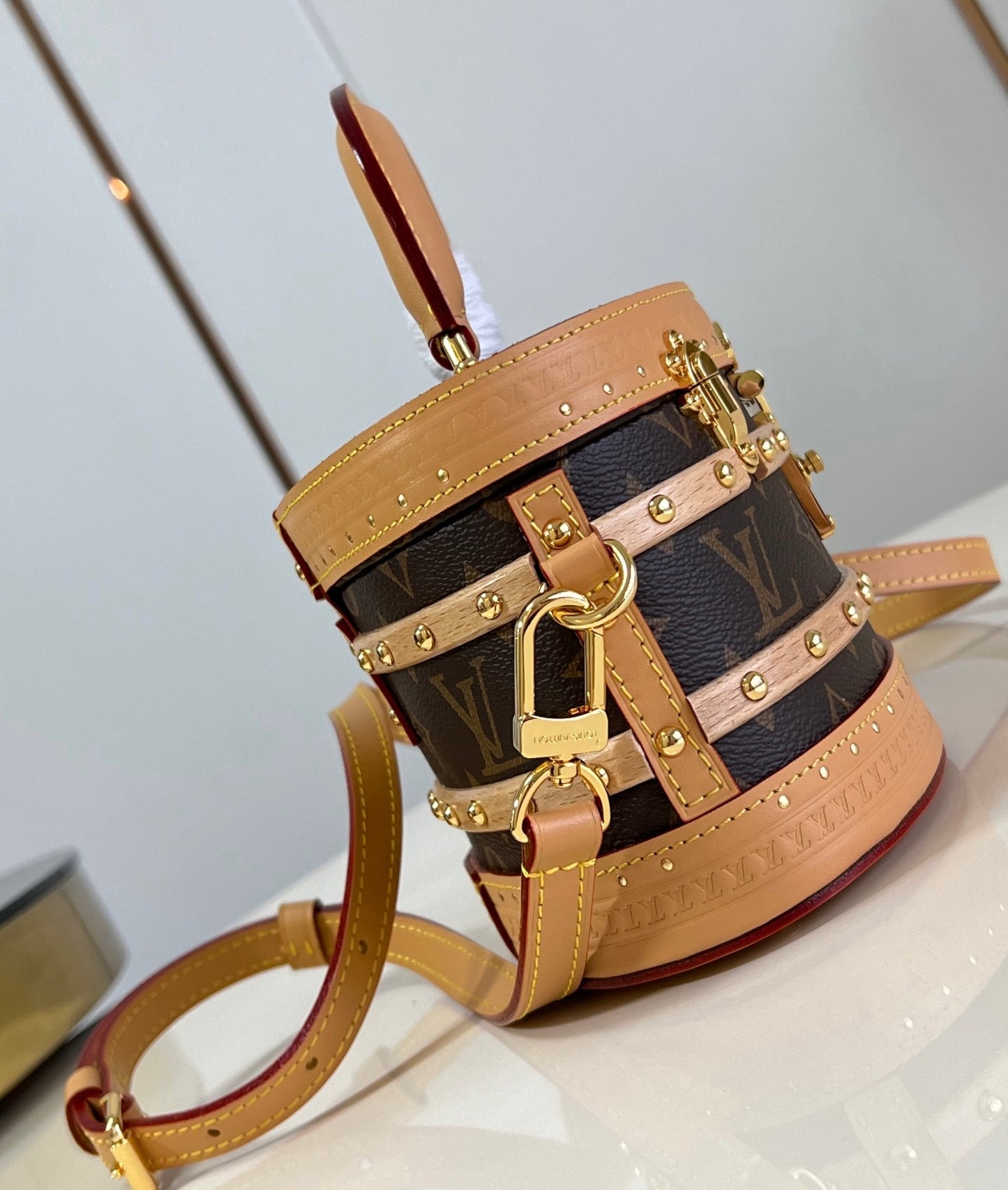Louis Vuitton Ellis Monogram