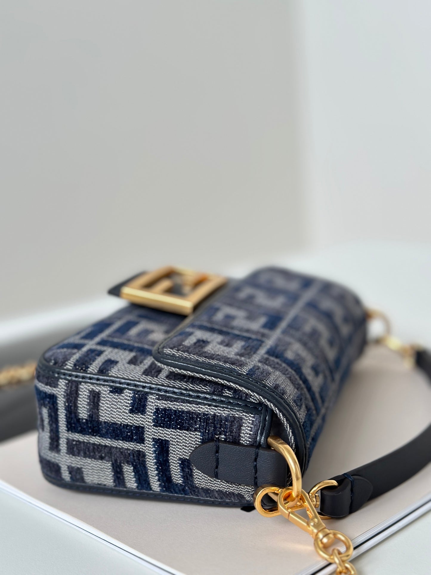 Fendi Baguette Mini
