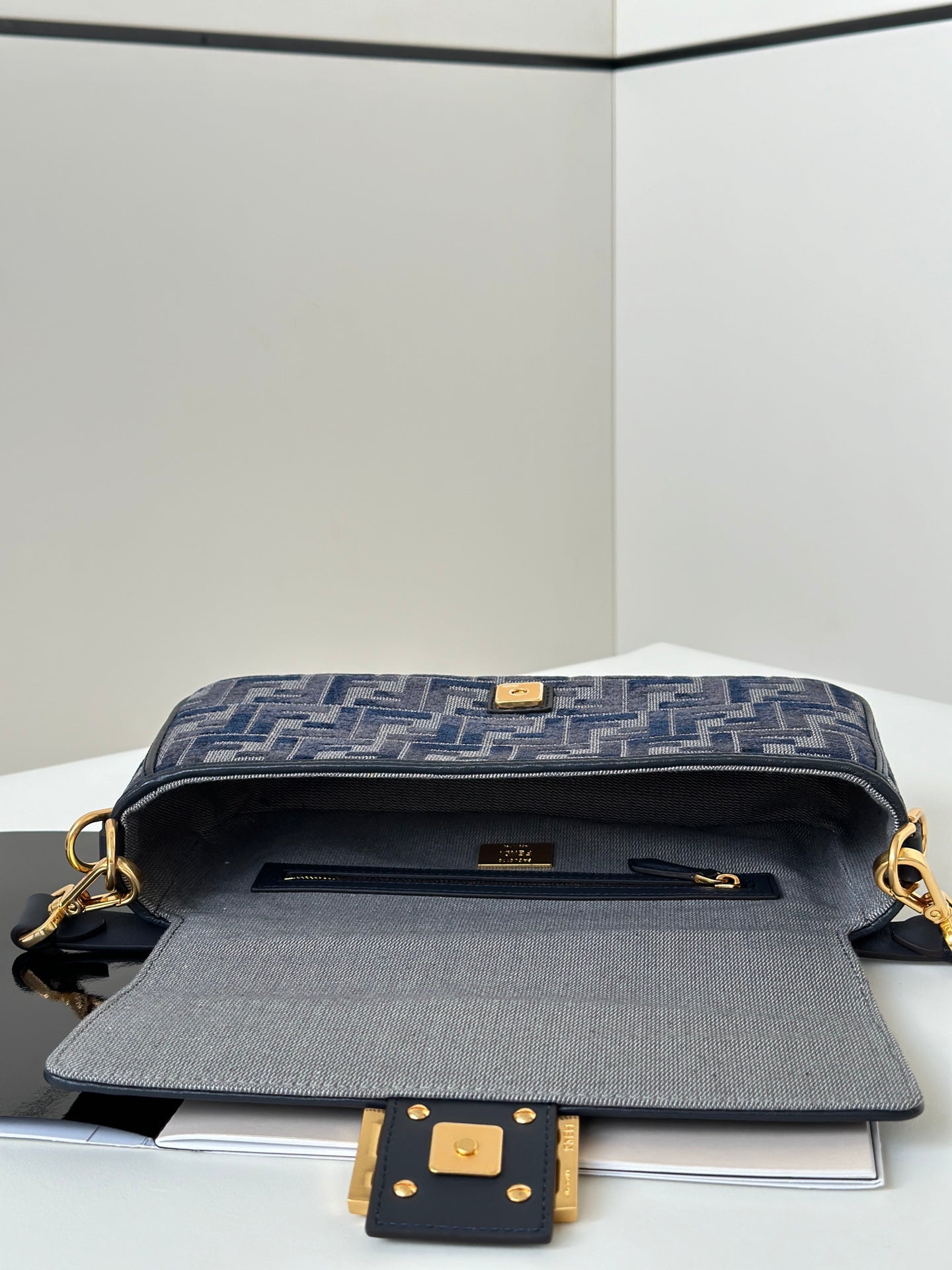 Fendi Baguette