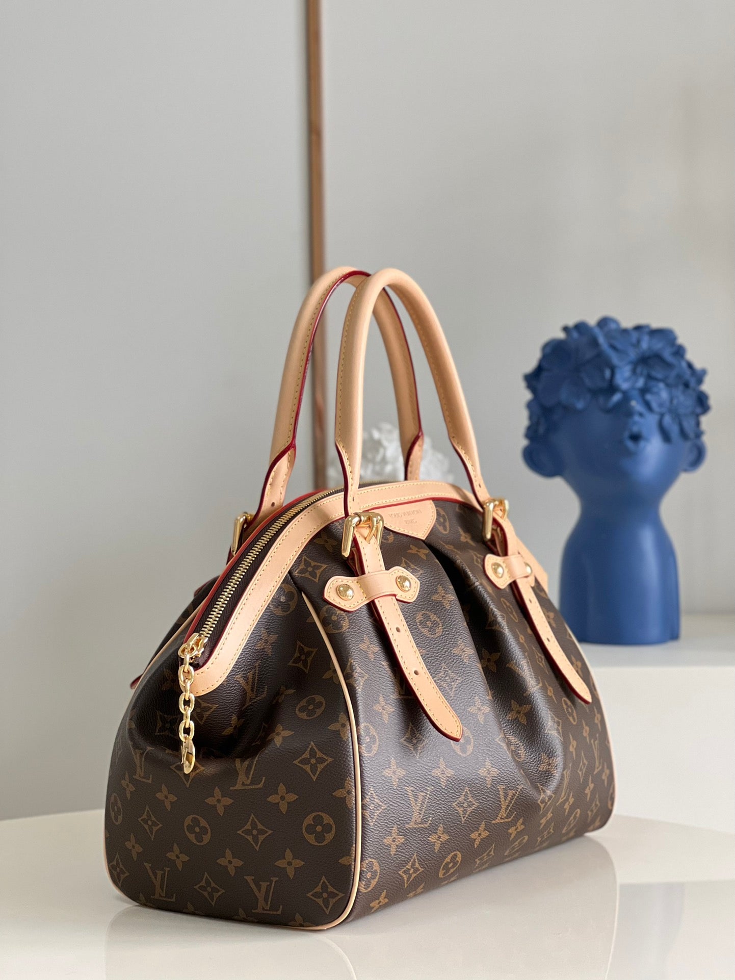 Louis Vuitton Tivoli GM