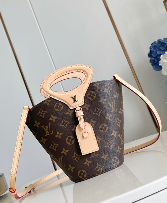 Louis Vuitton Rivage BB