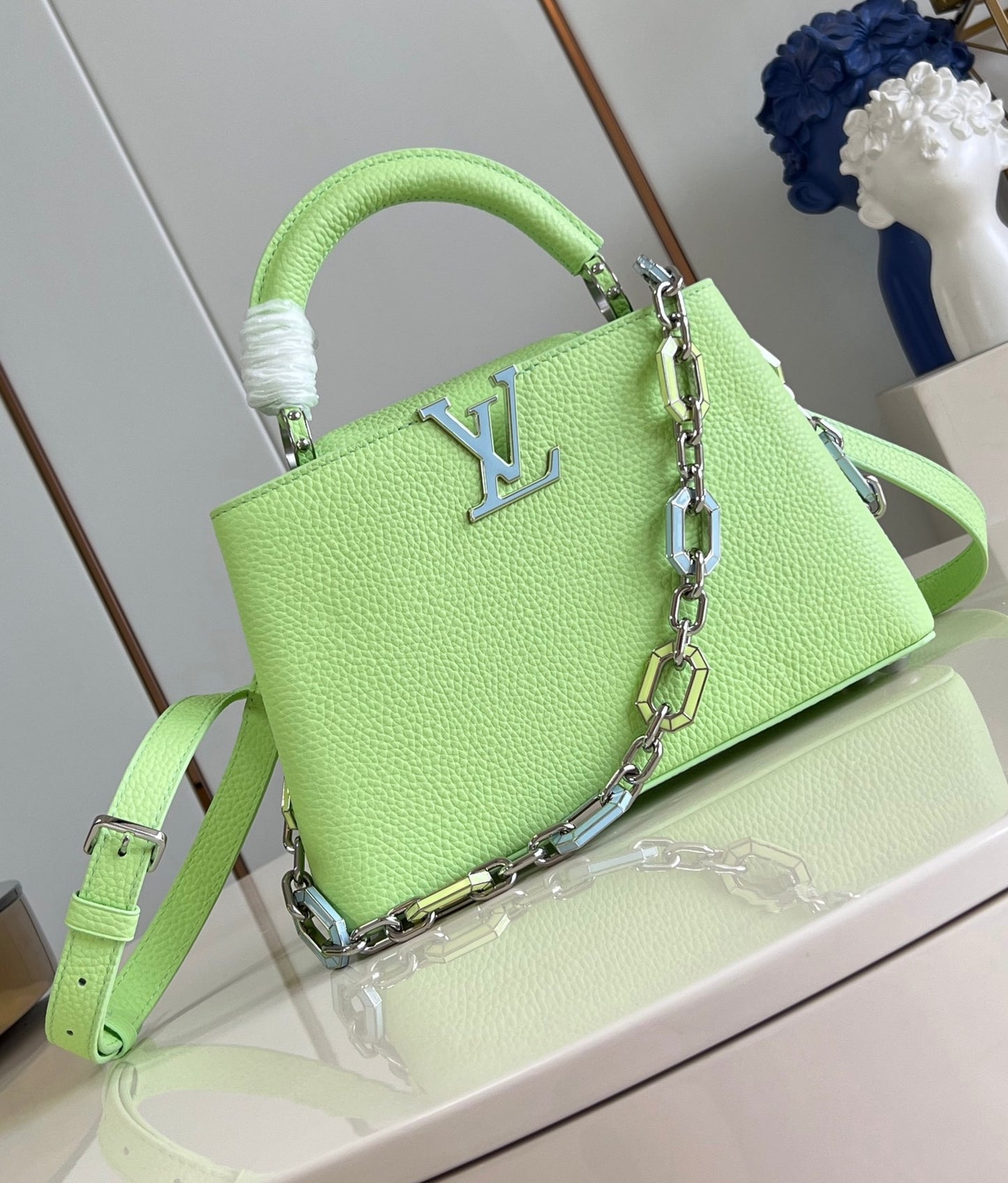 Louis Vuitton Capucines bb