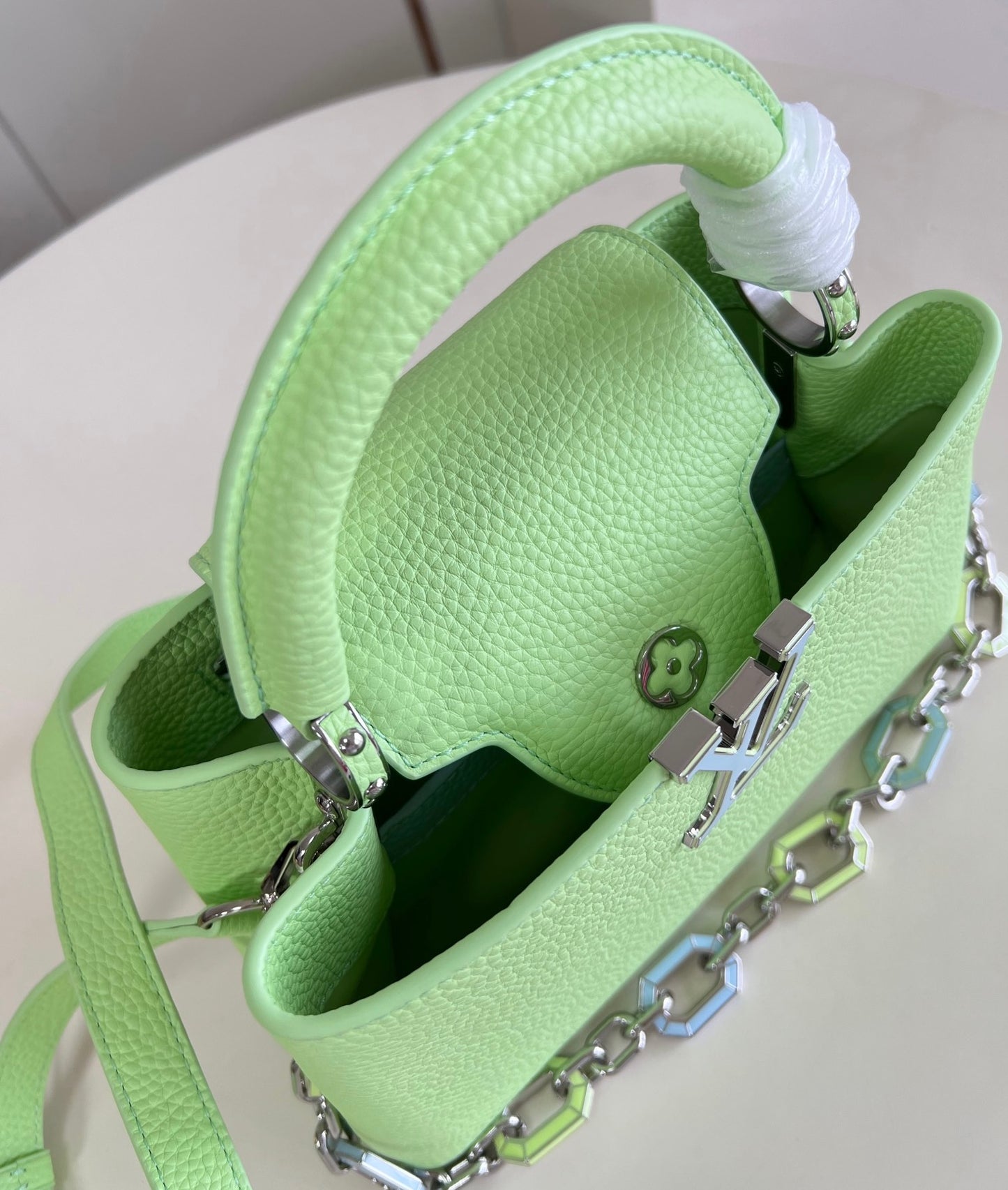 Louis Vuitton Capucines bb
