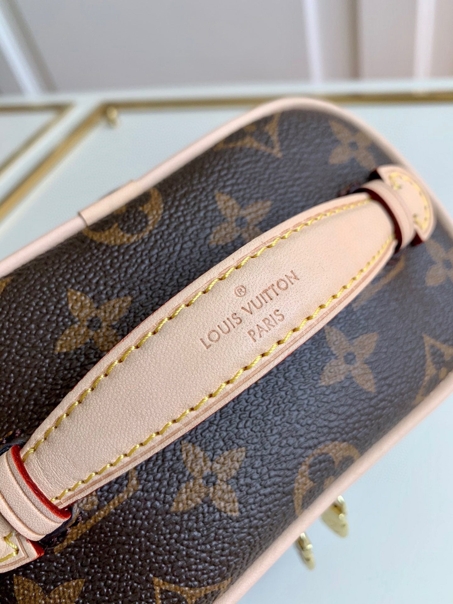 Louis Vuitton Beauty case Nice mini