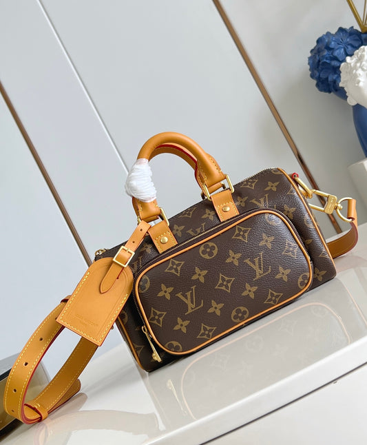 Louis Vuitton Keepall 25 Cargo