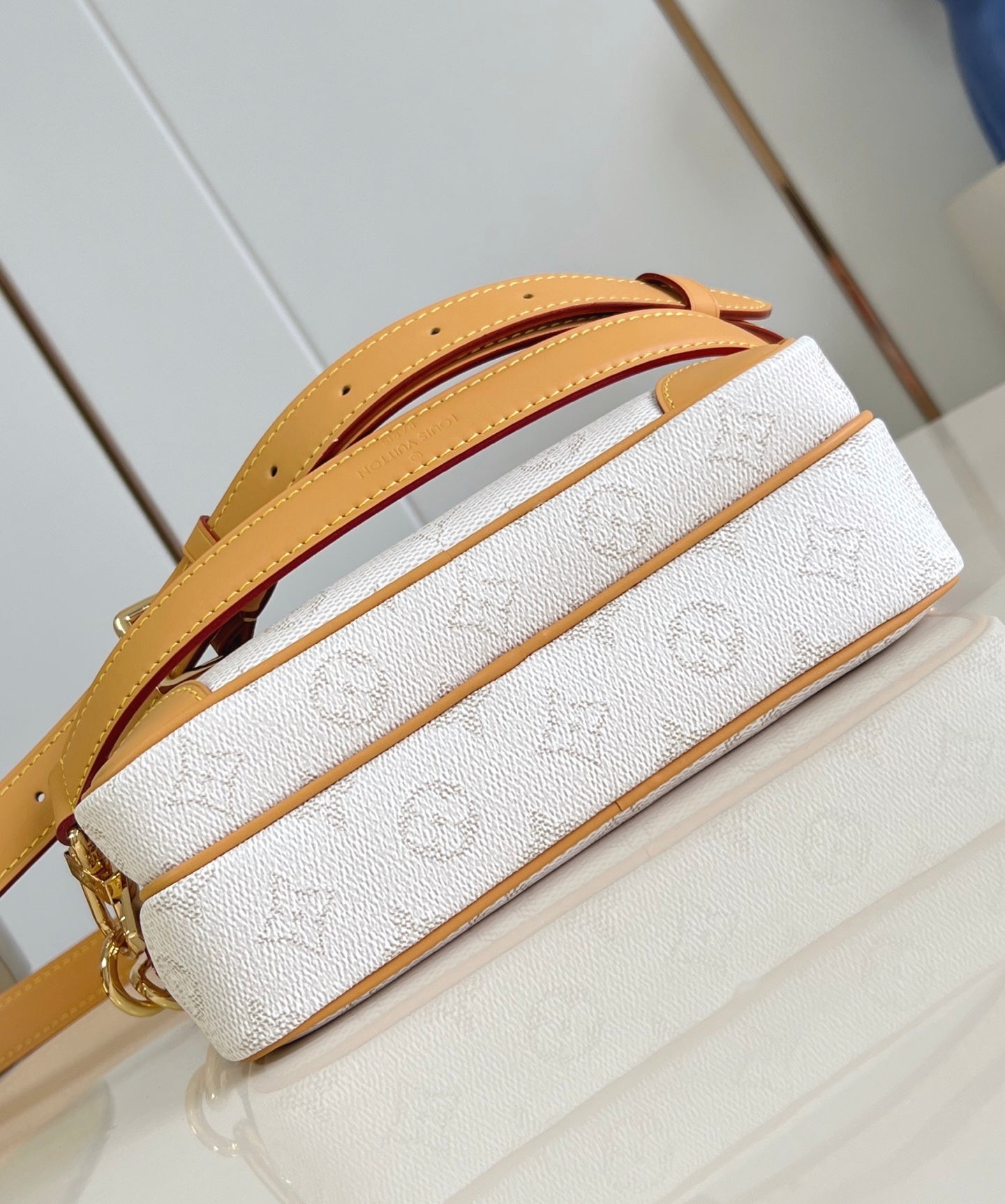 Louis Vuitton Nil