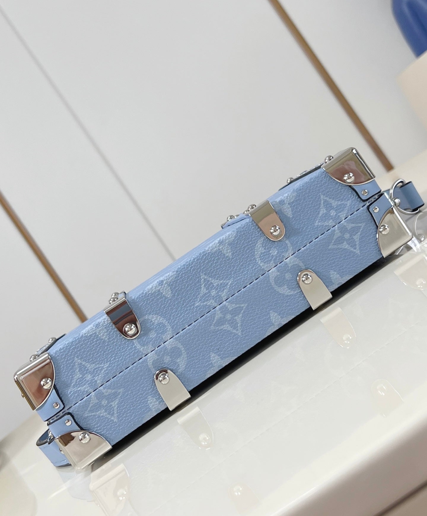 Louis Vuitton Trunk Taigarama