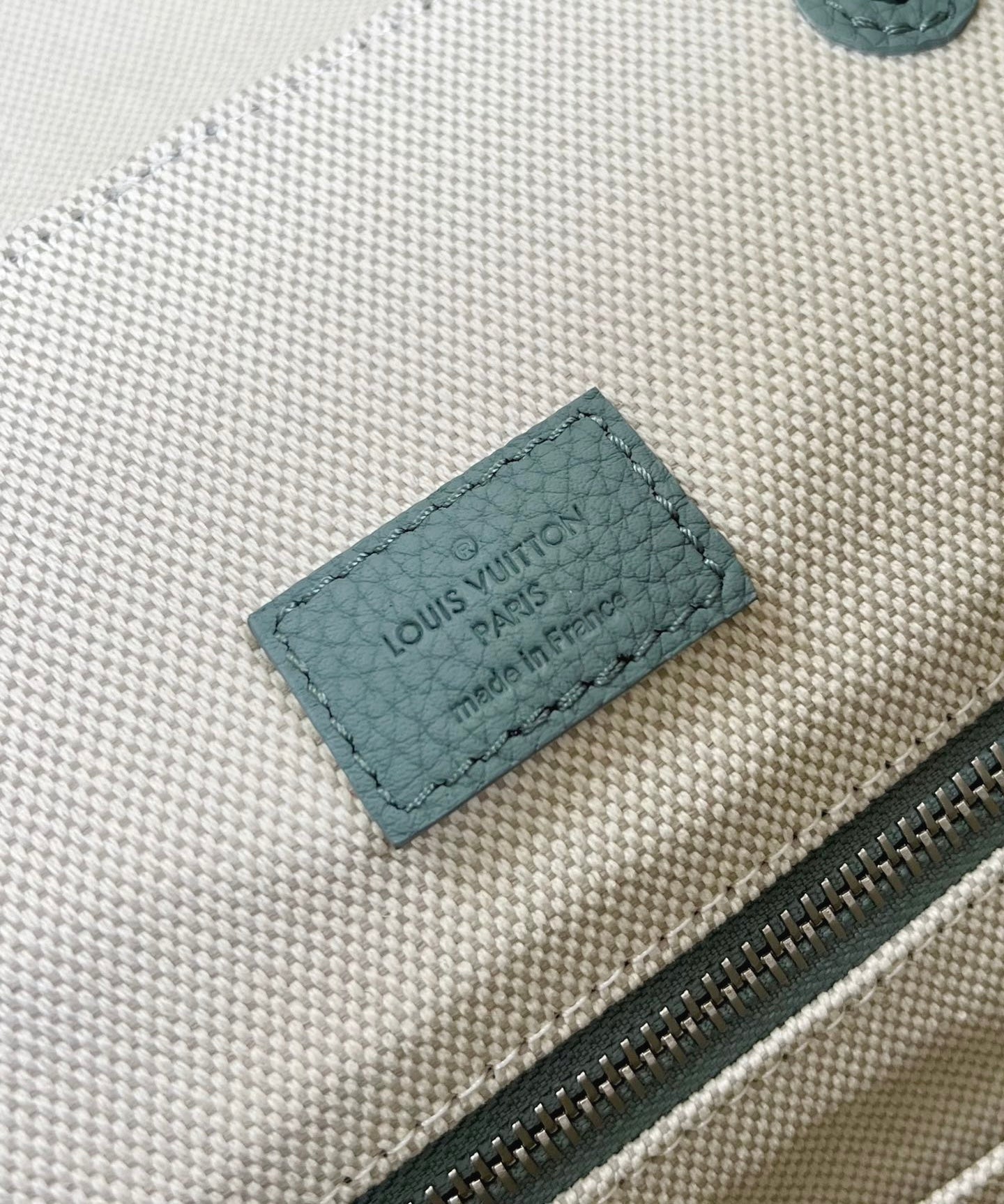 Louis Vuitton Christopher MM